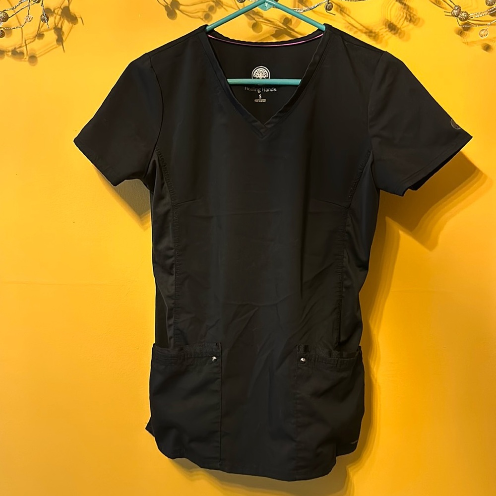 Women’s Small Scrub Top